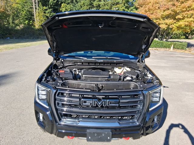 Certified 2023 GMC Yukon XL AT4 w/ AT4 Premium Package AWD/4WD image 17
