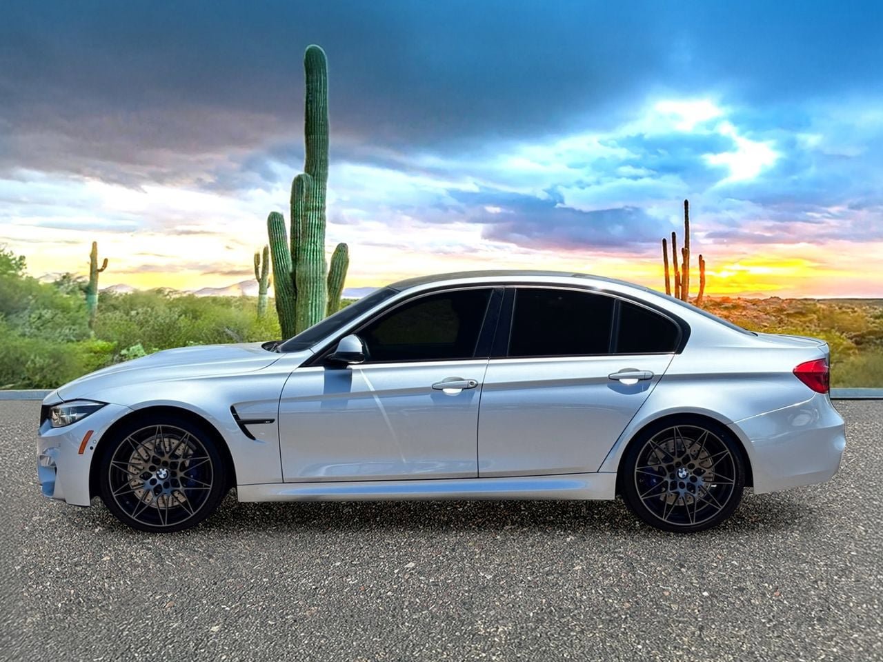 Used 2018 BMW M3 RWD image 3