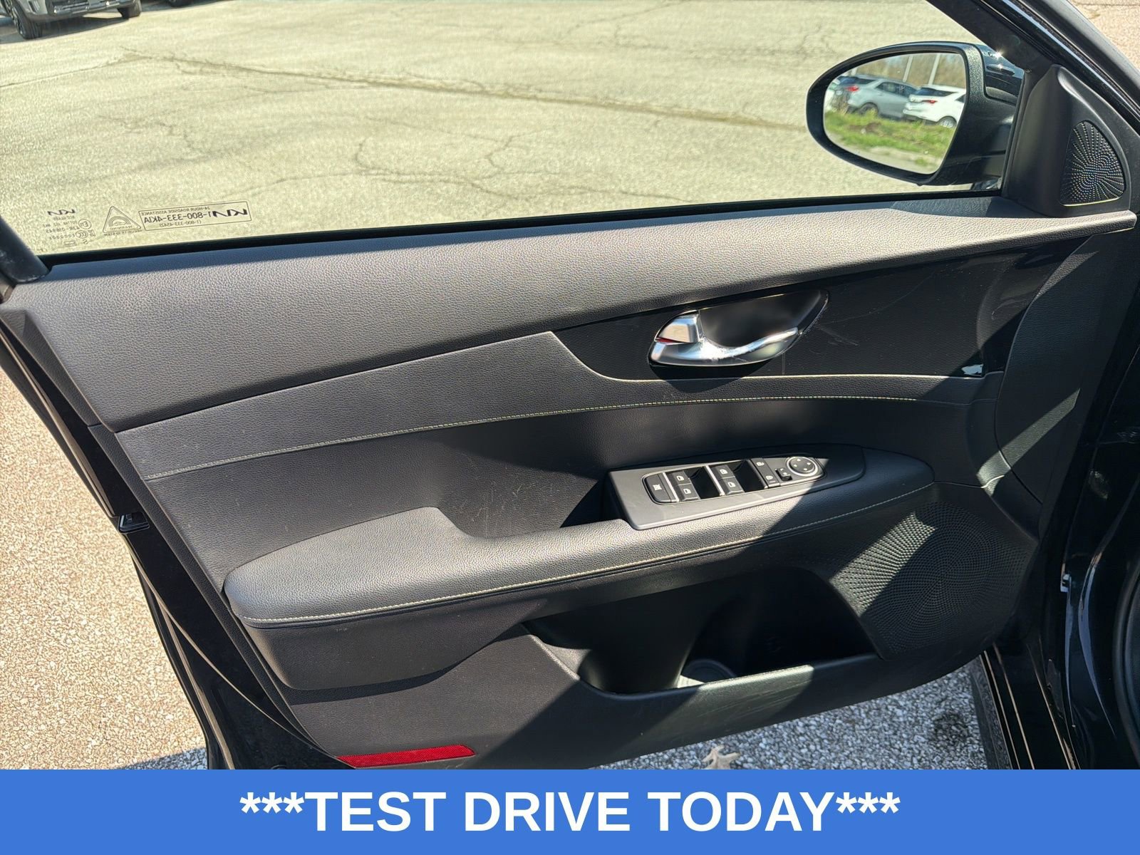 Used 2023 Kia Forte GT-Line w/ GT-Line Technology Package image 10