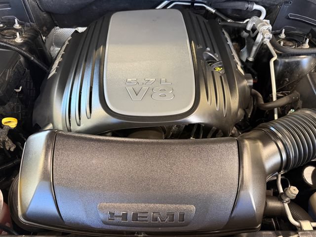 Used 2021 Dodge Durango R/T w/ Blacktop Package AWD/4WD image 38