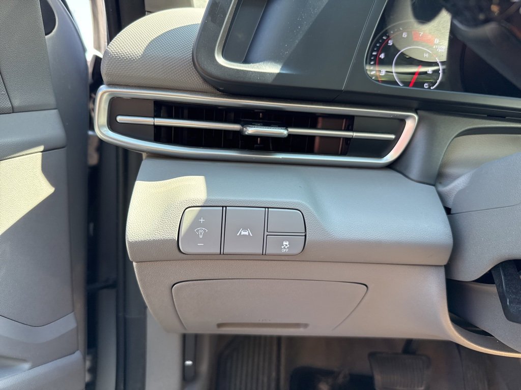 Used 2023 Hyundai Elantra SEL image 27