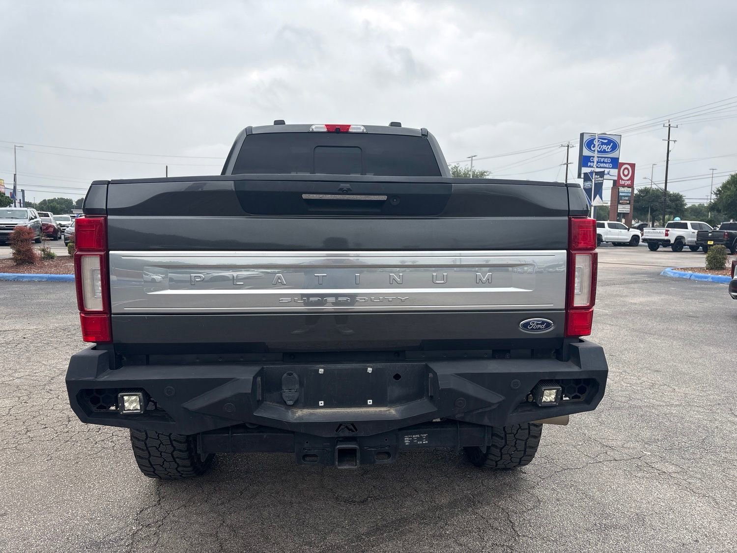 Used 2020 Ford F250 Platinum w/ FX4 Off-Road Package AWD/4WD image 4
