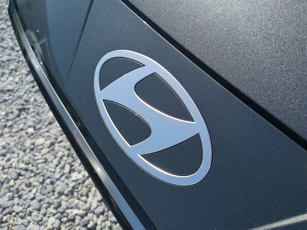 New 2026 Hyundai Elantra SEL Sport image 13