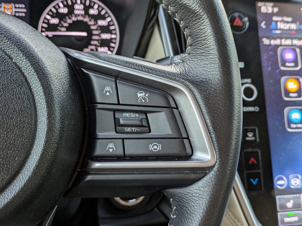 Used 2025 Subaru Outback Premium AWD/4WD image 27