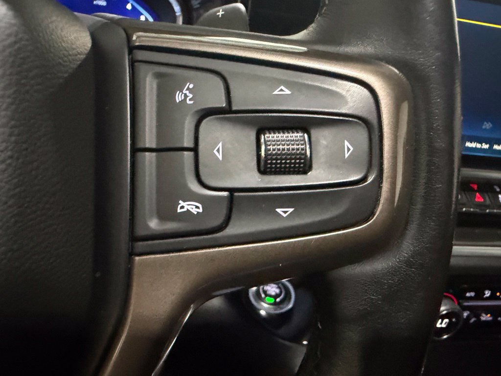 Used 2023 Chevrolet Silverado 1500 High Country w/ High Country Premium Package AWD/4WD image 21