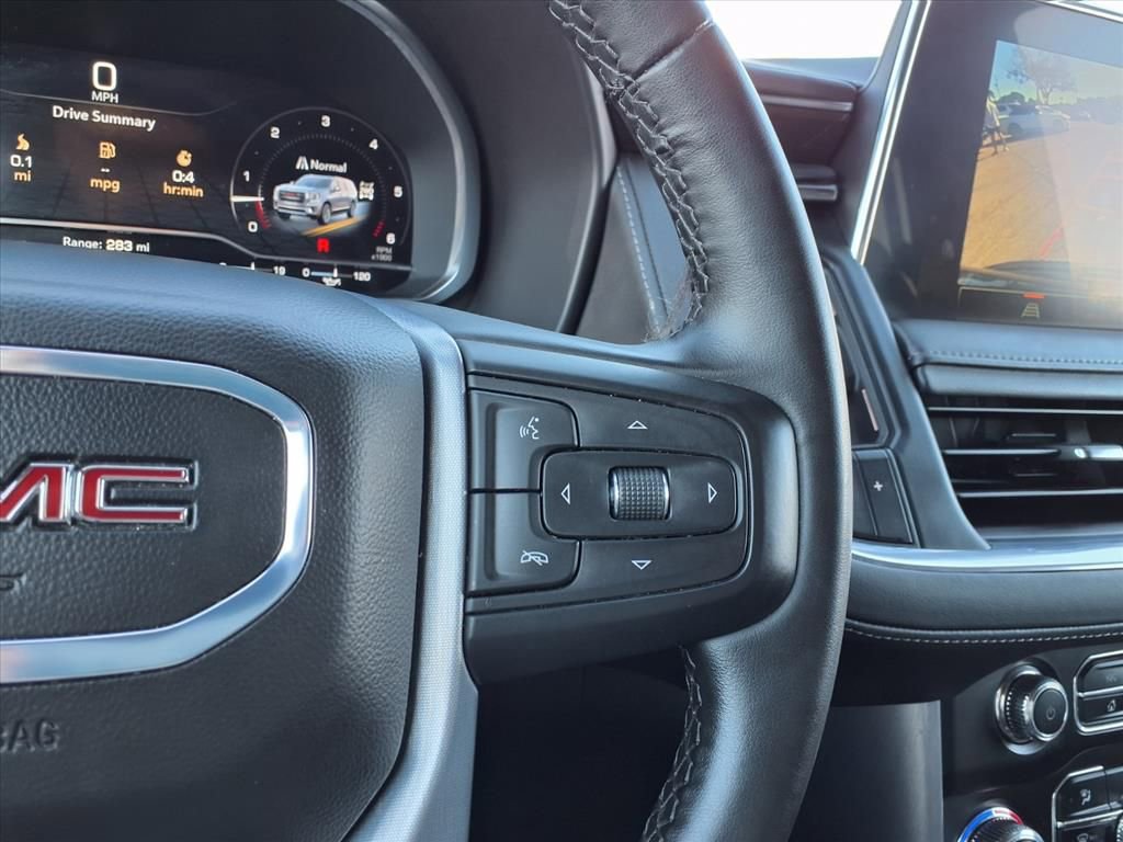 Used 2024 GMC Yukon XL SLE image 33
