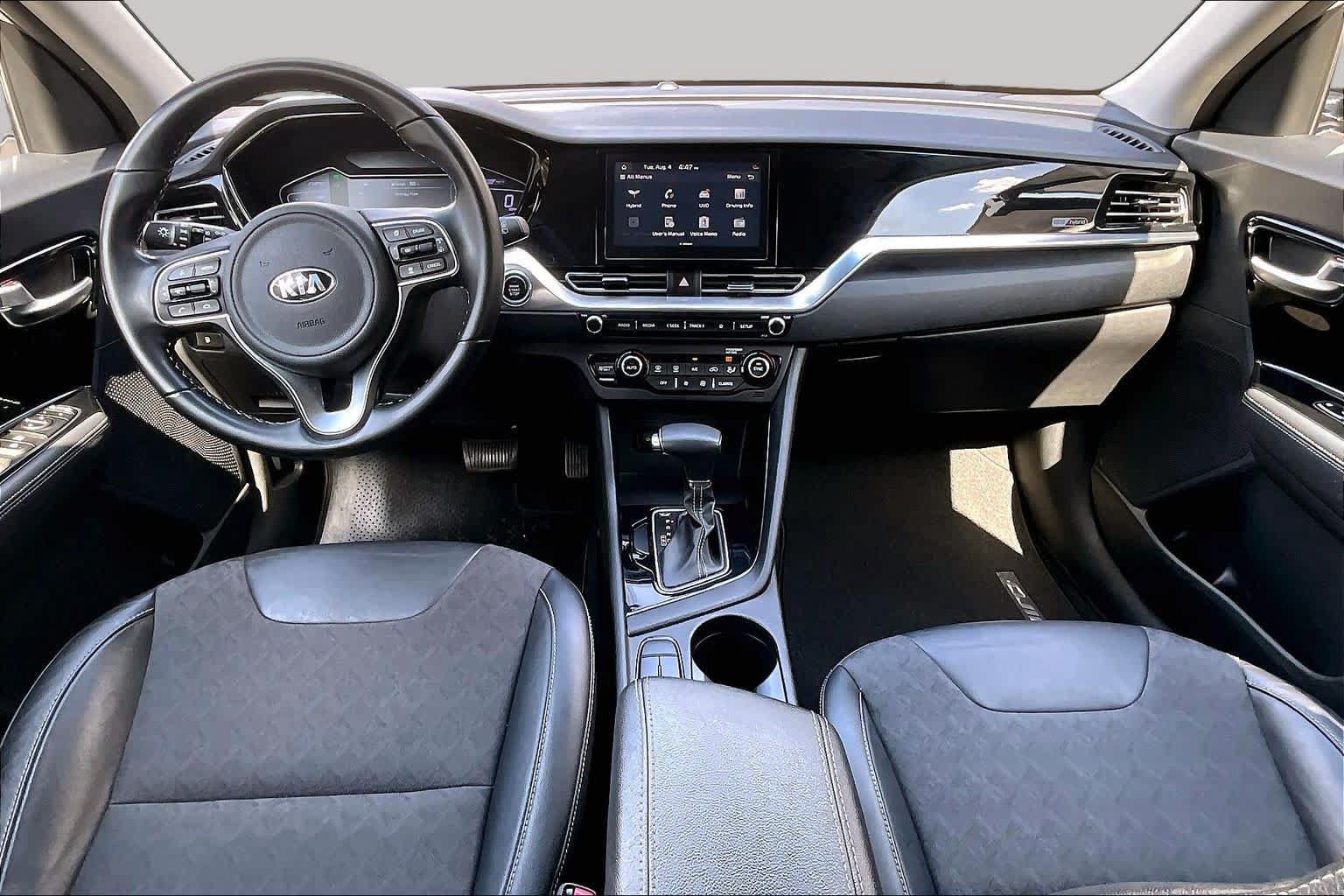 Used 2020 Kia Niro Touring FWD image 16