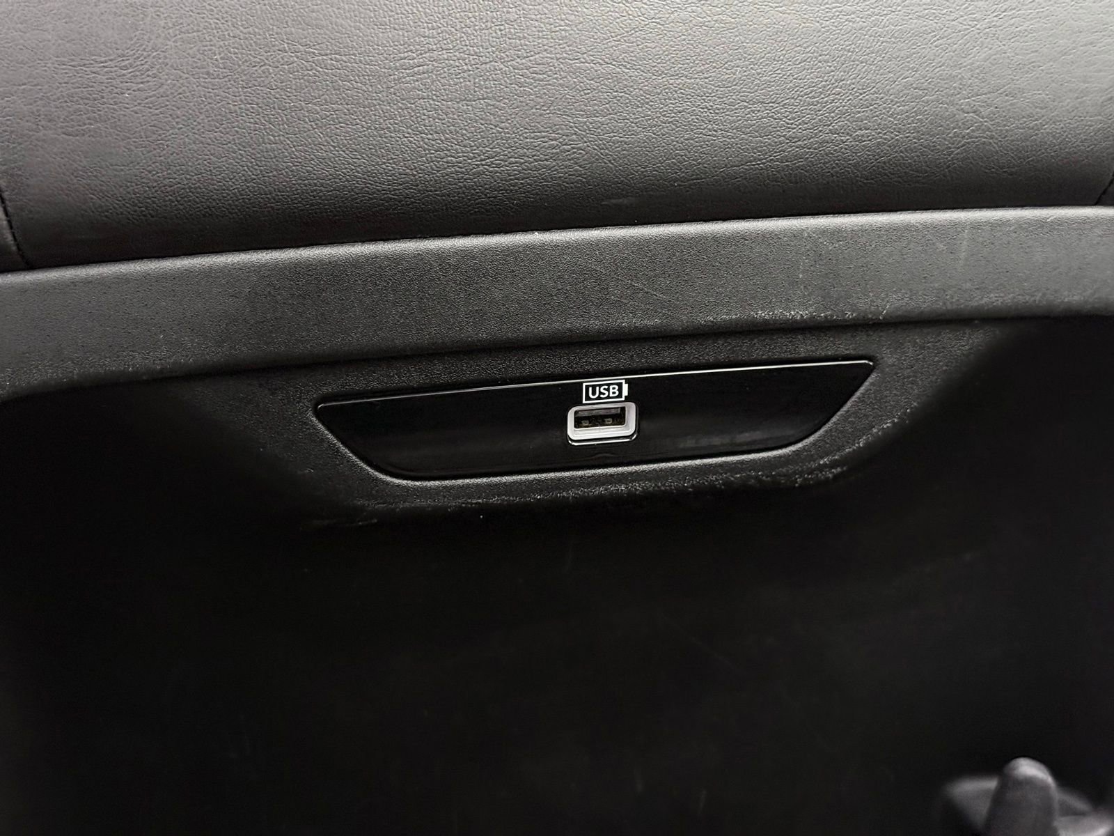 Used 2020 Chrysler Pacifica Limited FWD image 33
