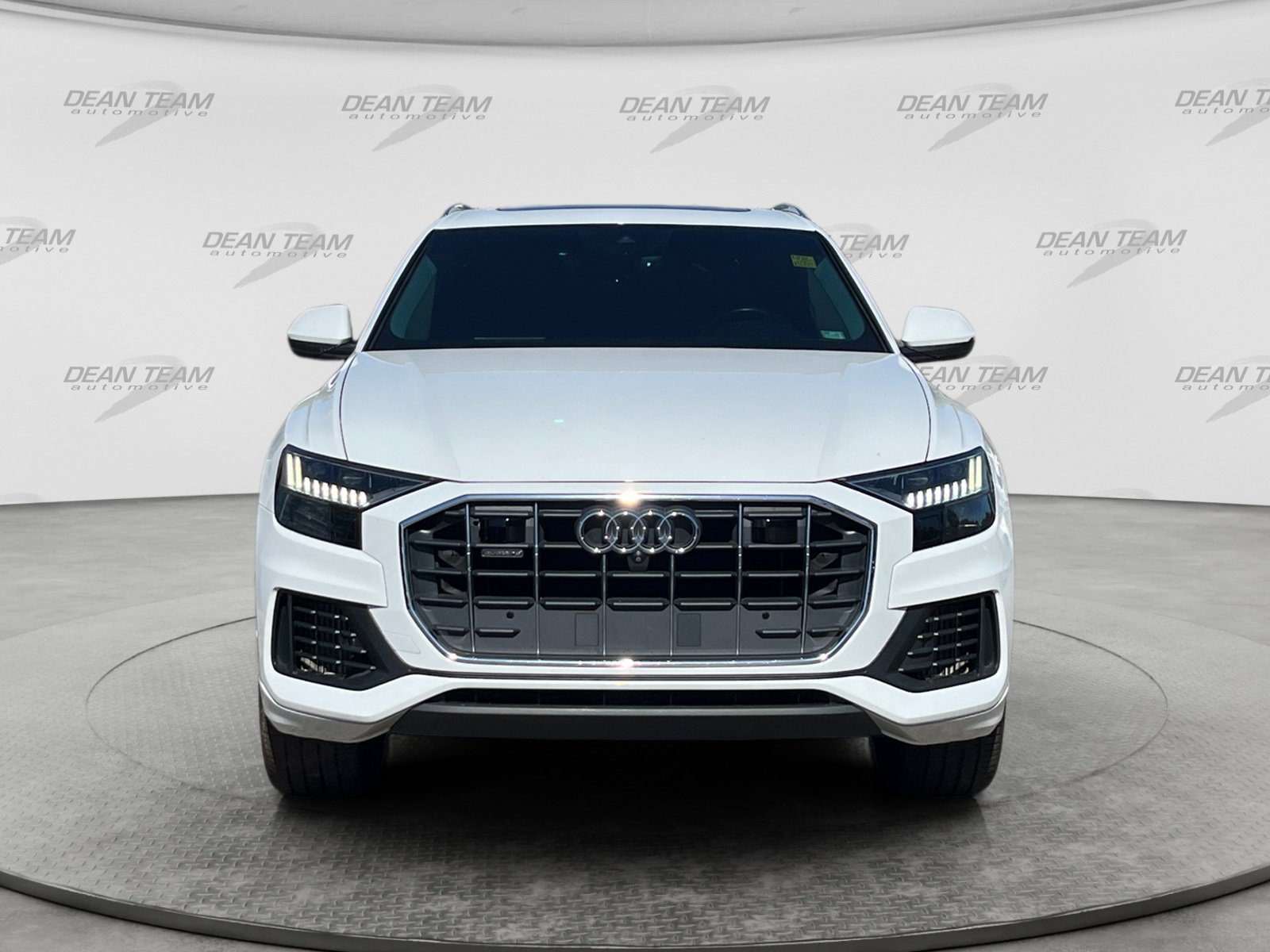 Used 2019 Audi Q8 Premium Plus w/ Premium Plus AWD/4WD image 2