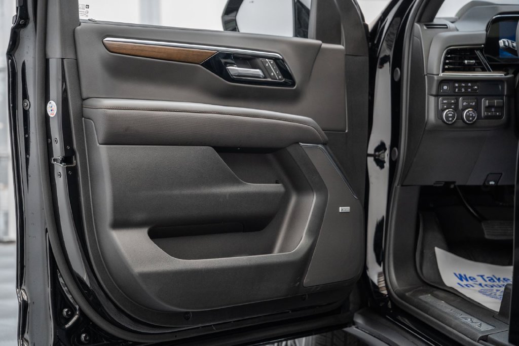 New 2026 Chevrolet Tahoe High Country AWD/4WD image 45