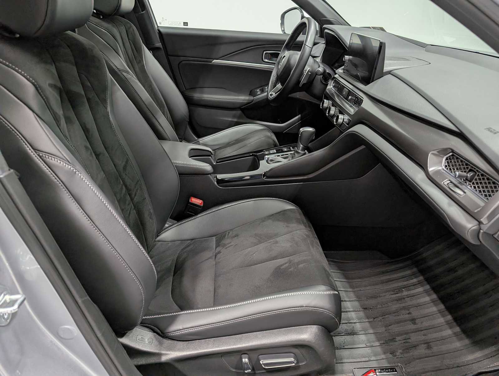 Certified 2025 Acura Integra A-Spec image 38
