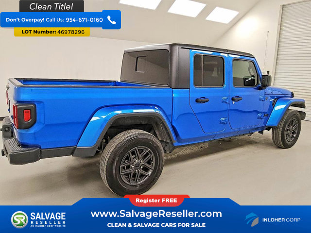 Used 2024 Jeep Gladiator Sport AWD/4WD image 4