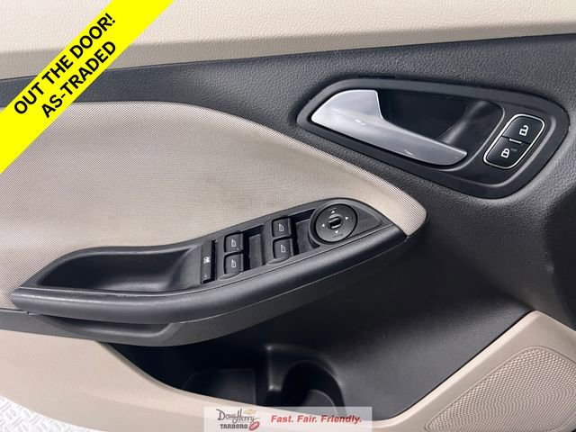 Used 2015 Ford Focus SE FWD image 19
