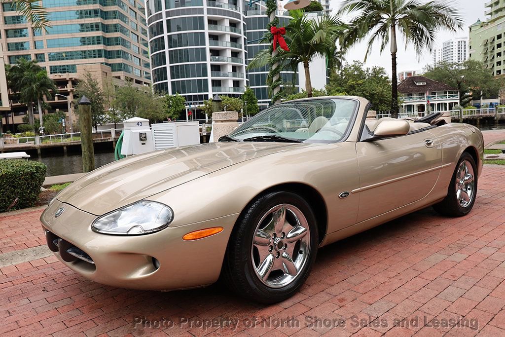 Used 1998 Jaguar XK8 Convertible RWD image 16