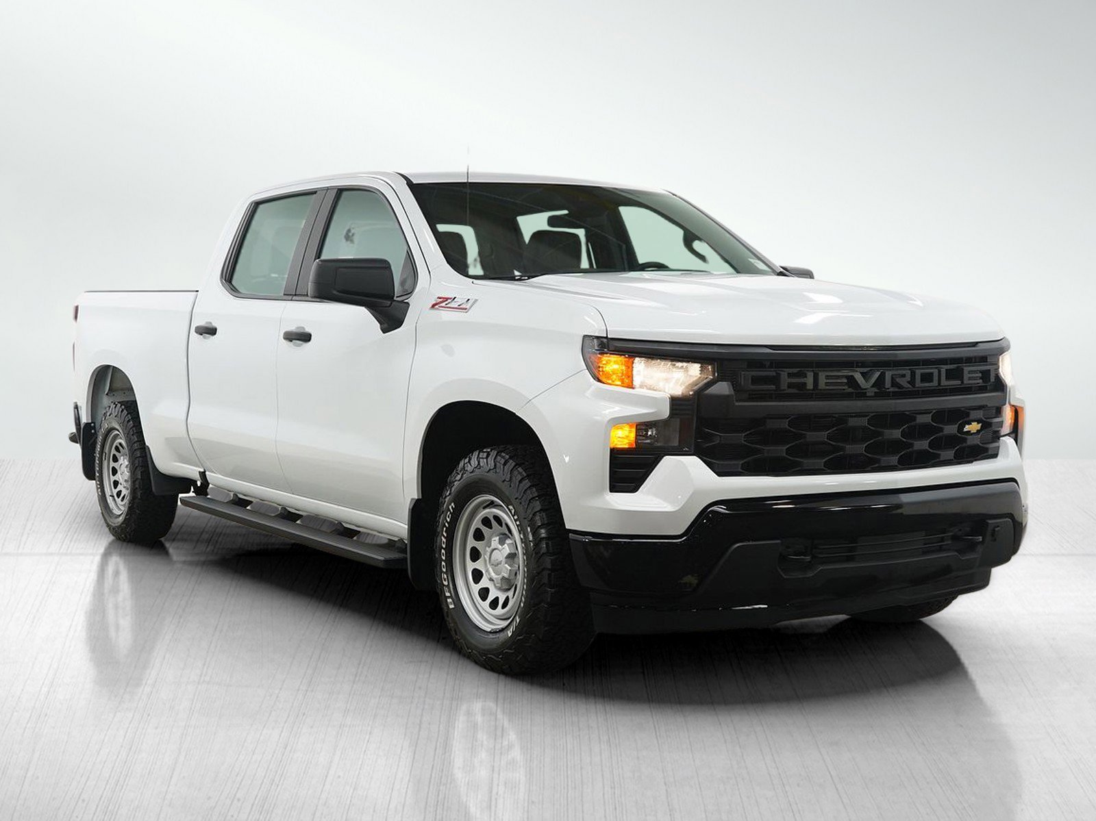 Used 2023 Chevrolet Silverado 1500 W/T w/ Z71 Off-Road Package image 7