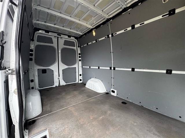 Used 2021 Mercedes-Benz Sprinter 1500 image 18