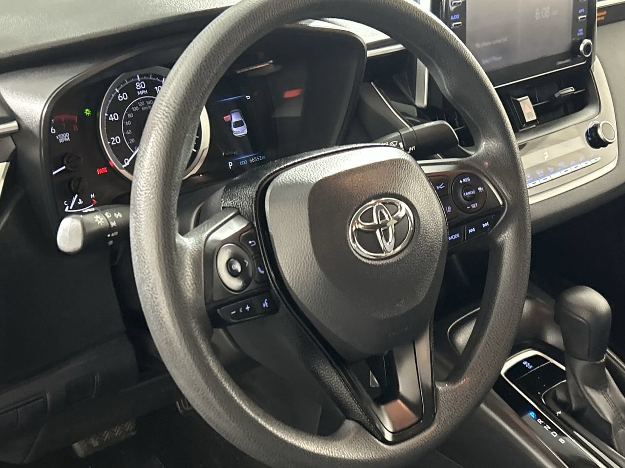 Used 2021 Toyota Corolla LE w/ Carpet Mat Package (TMS) FWD image 14