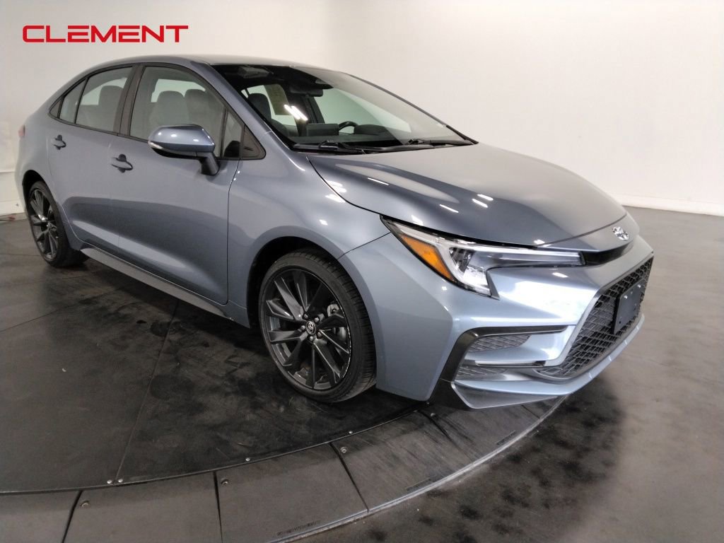 Used 2023 Toyota Corolla SE image 3