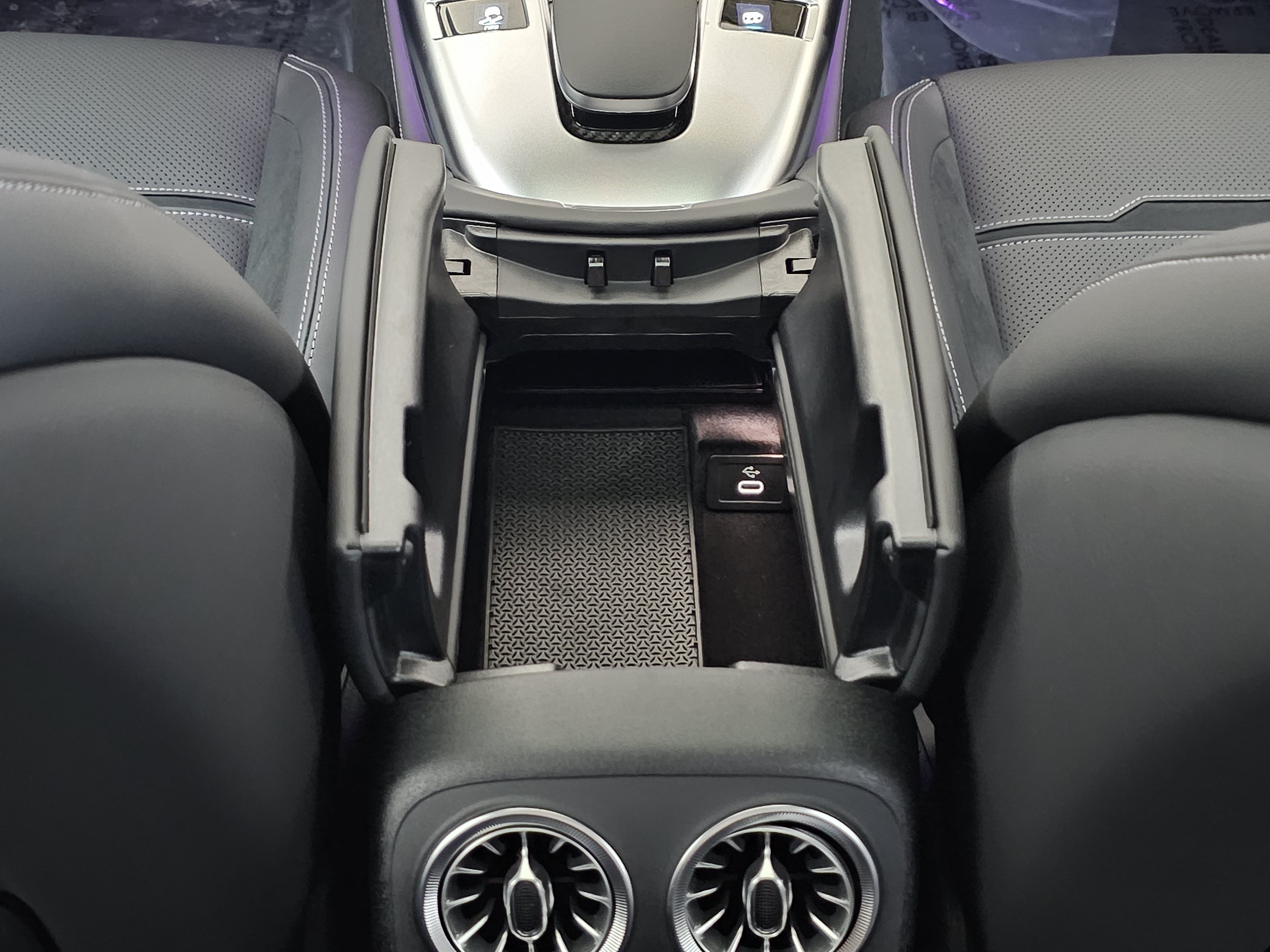 New 2026 Mercedes-Benz AMG GT 53 image 33