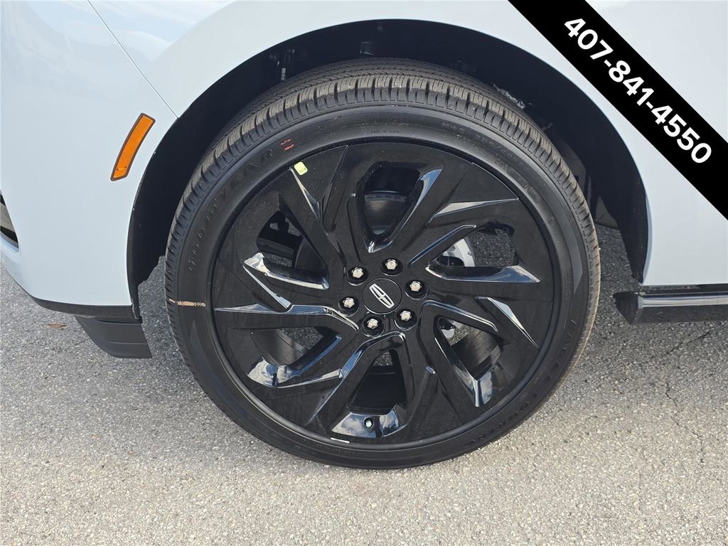 New 2026 Lincoln Navigator Black Label image 9