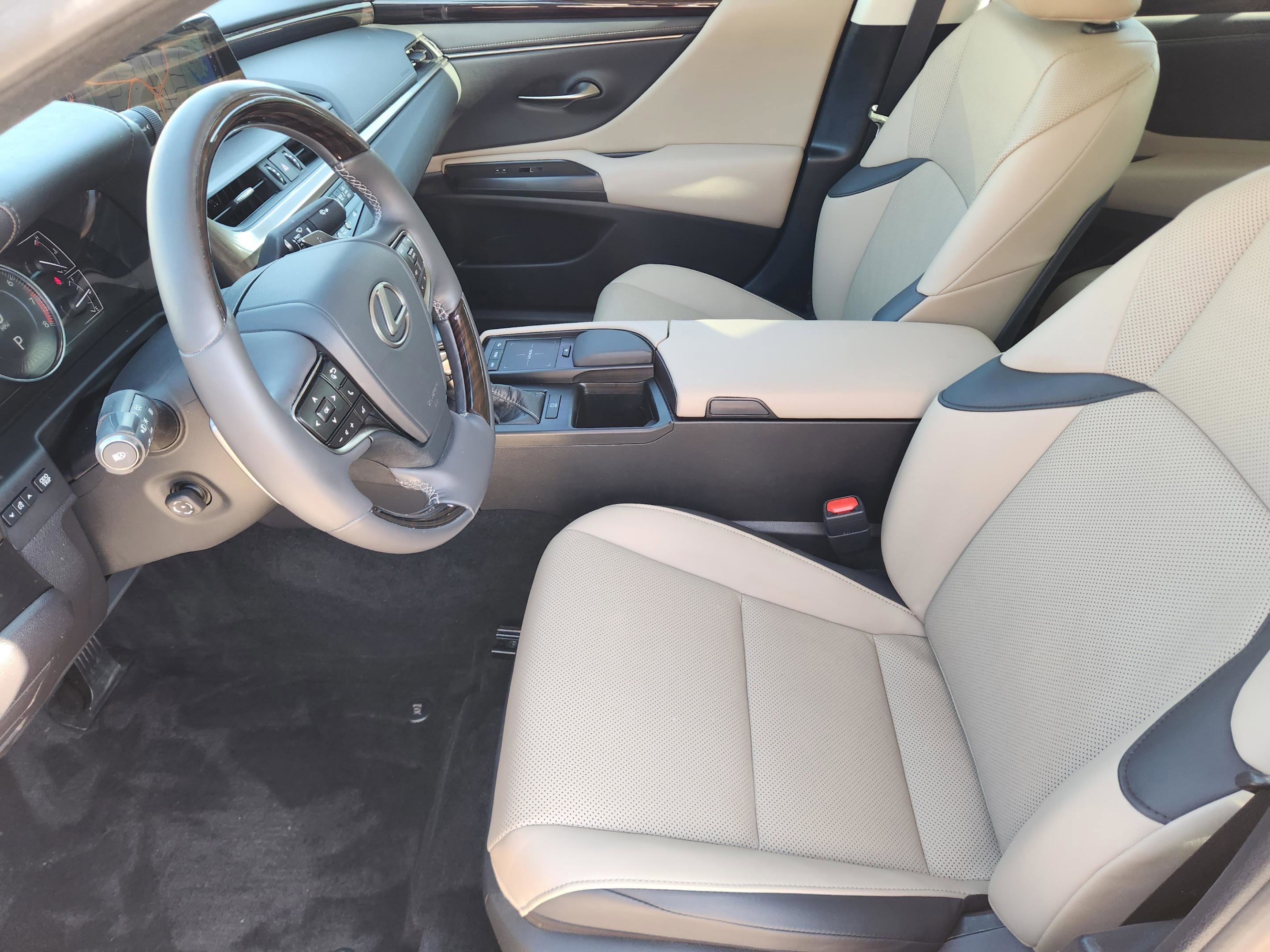 Used 2021 Lexus ES 350 w/ Premium Package FWD image 5