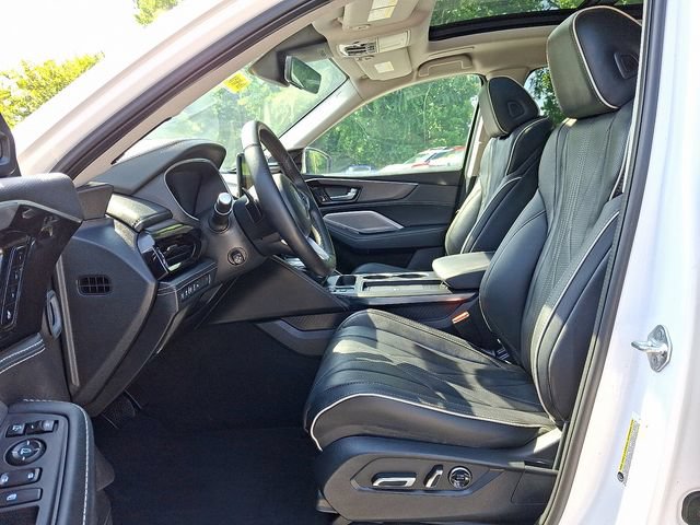 Certified 2025 Acura MDX w/ Advance Package AWD/4WD image 15