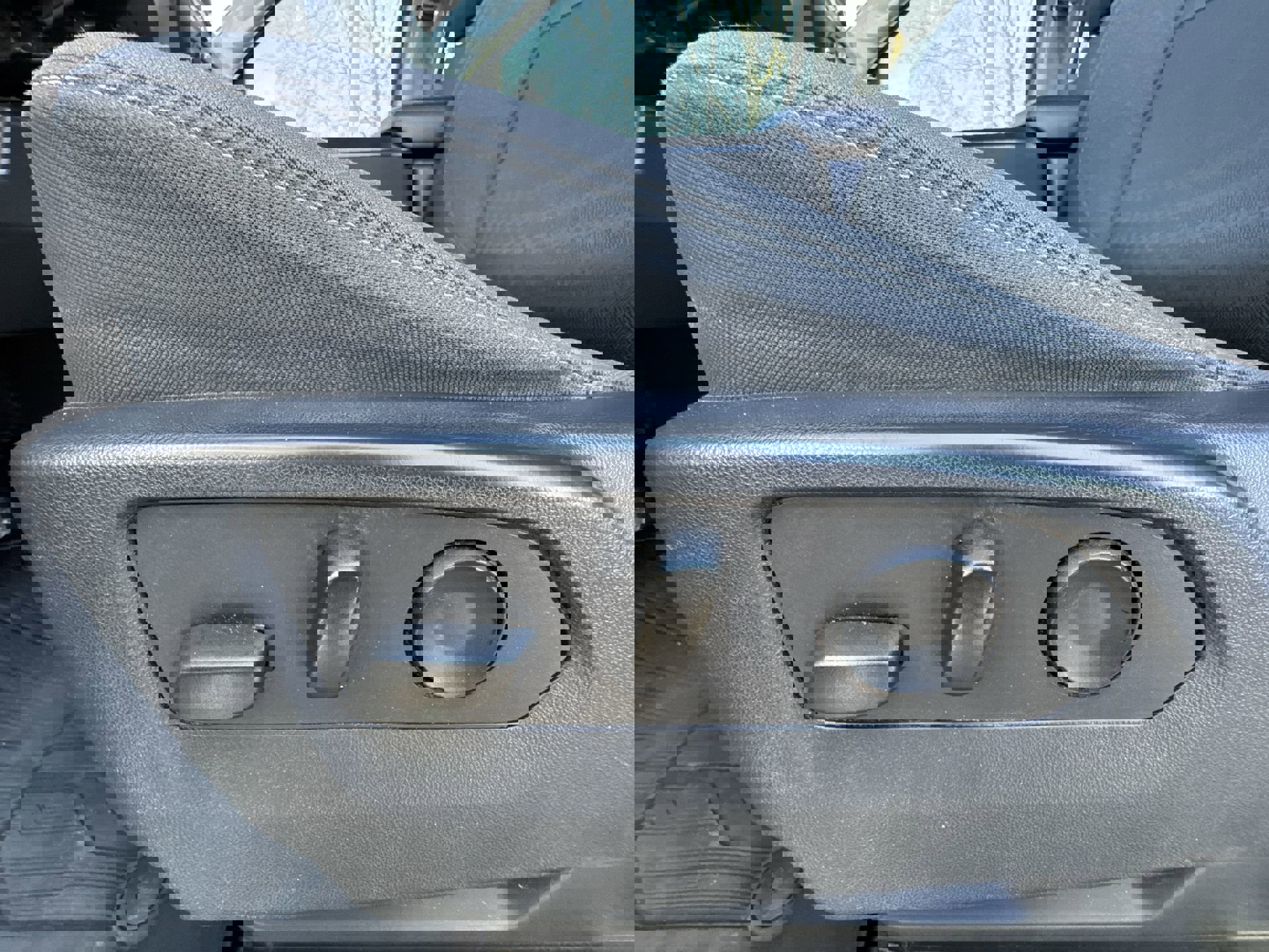 Used 2023 Chevrolet Silverado 1500 Custom Trail Boss image 12