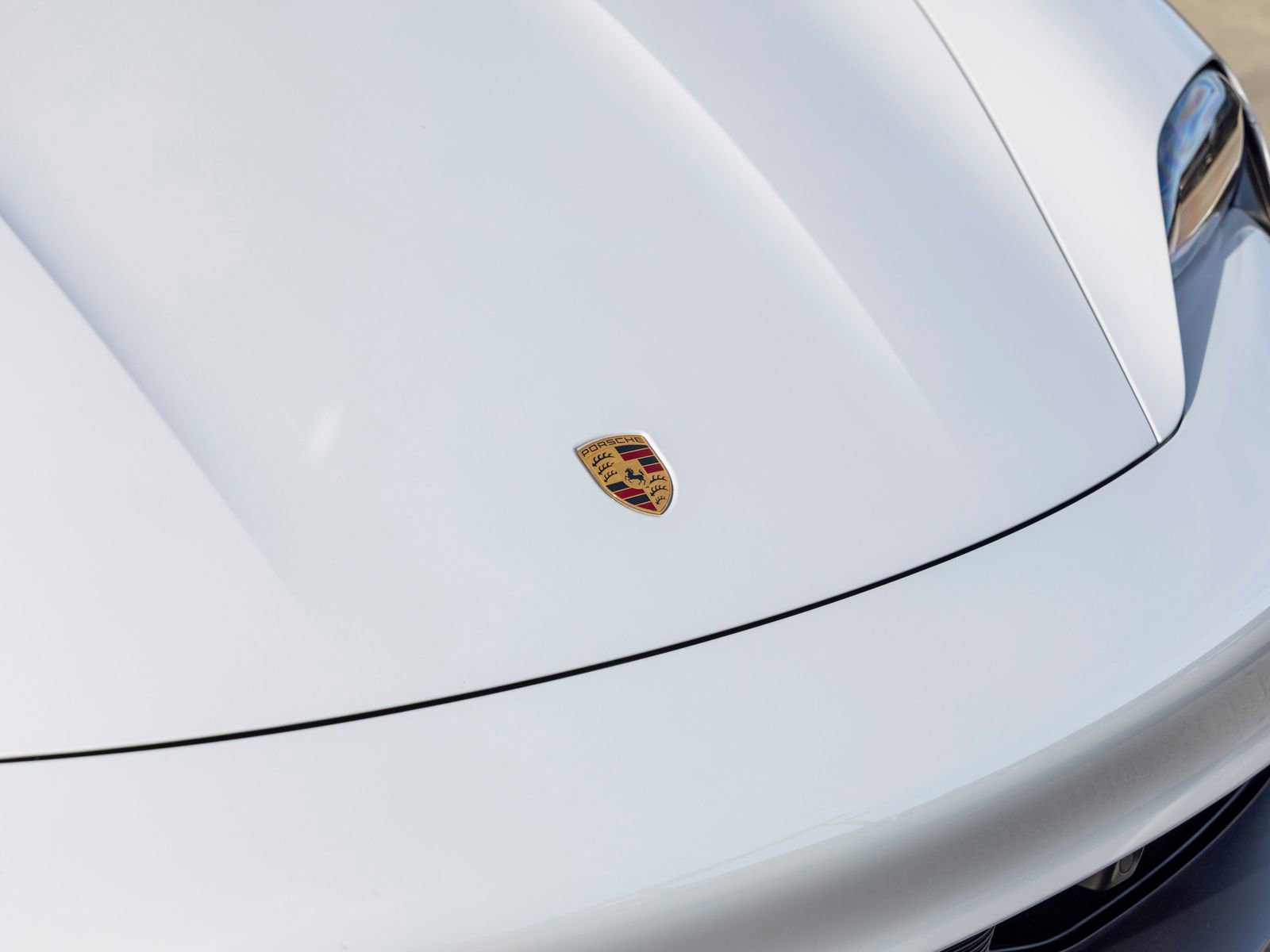 Certified 2024 Porsche Taycan GTS image 16