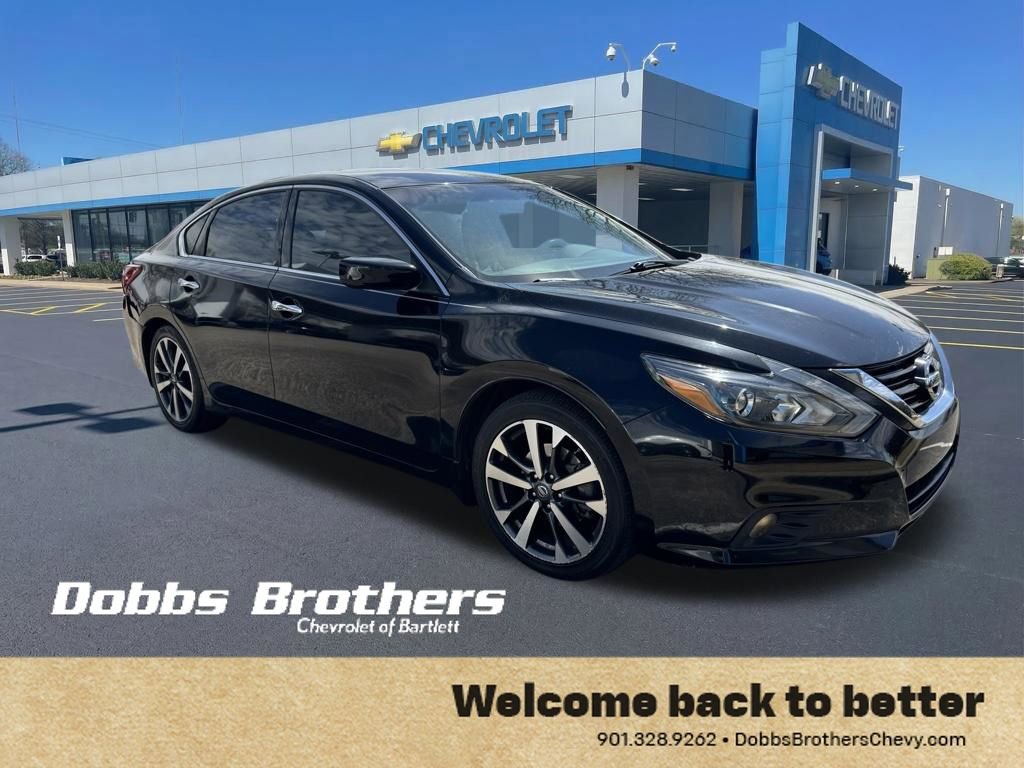 Used 2017 Nissan Altima 2.5 SR image 1