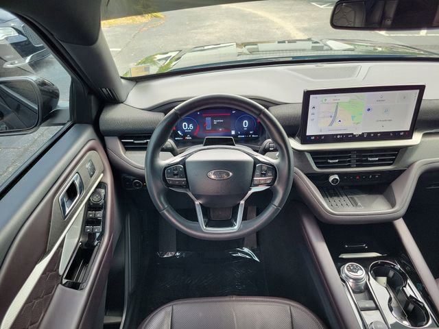 Used 2025 Ford Explorer Platinum w/ Ultimate Package image 27