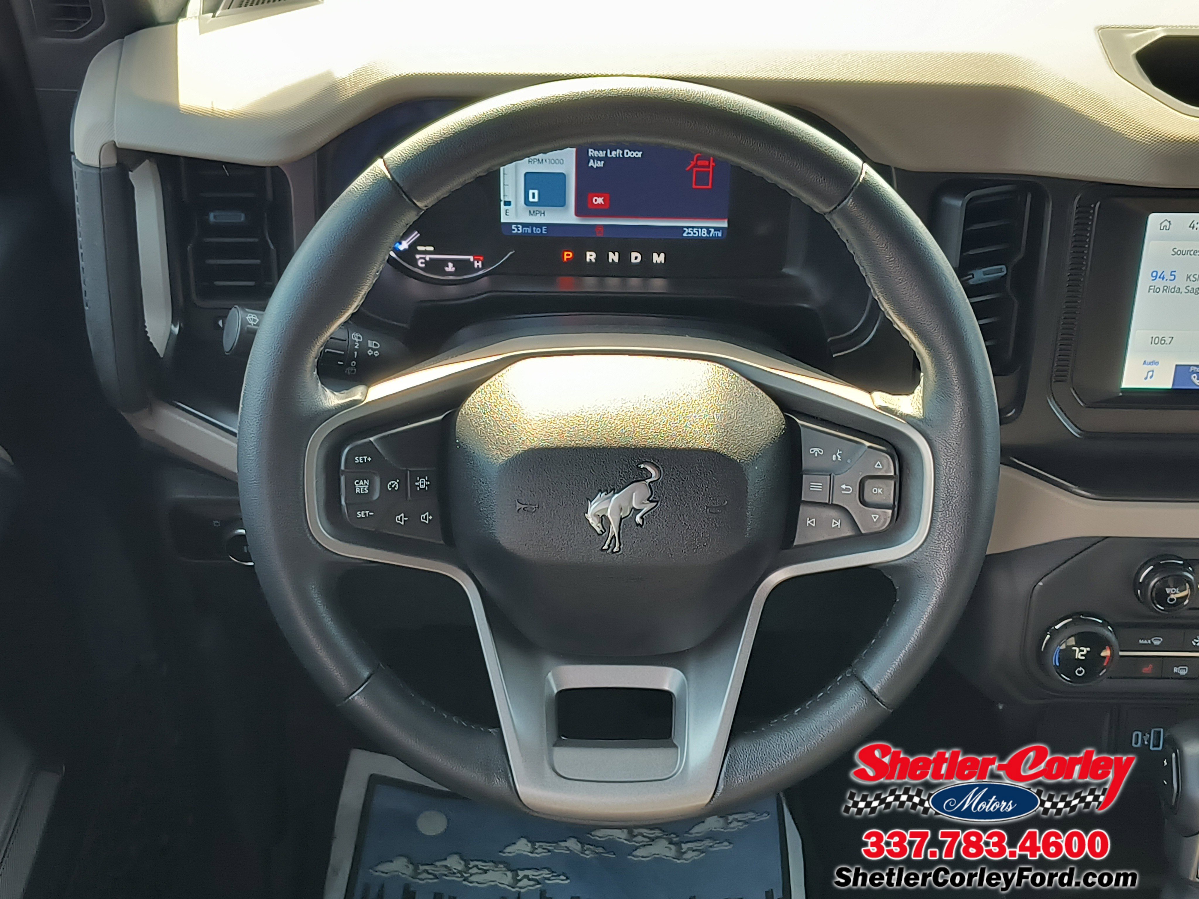Used 2023 Ford Bronco Wildtrak image 18