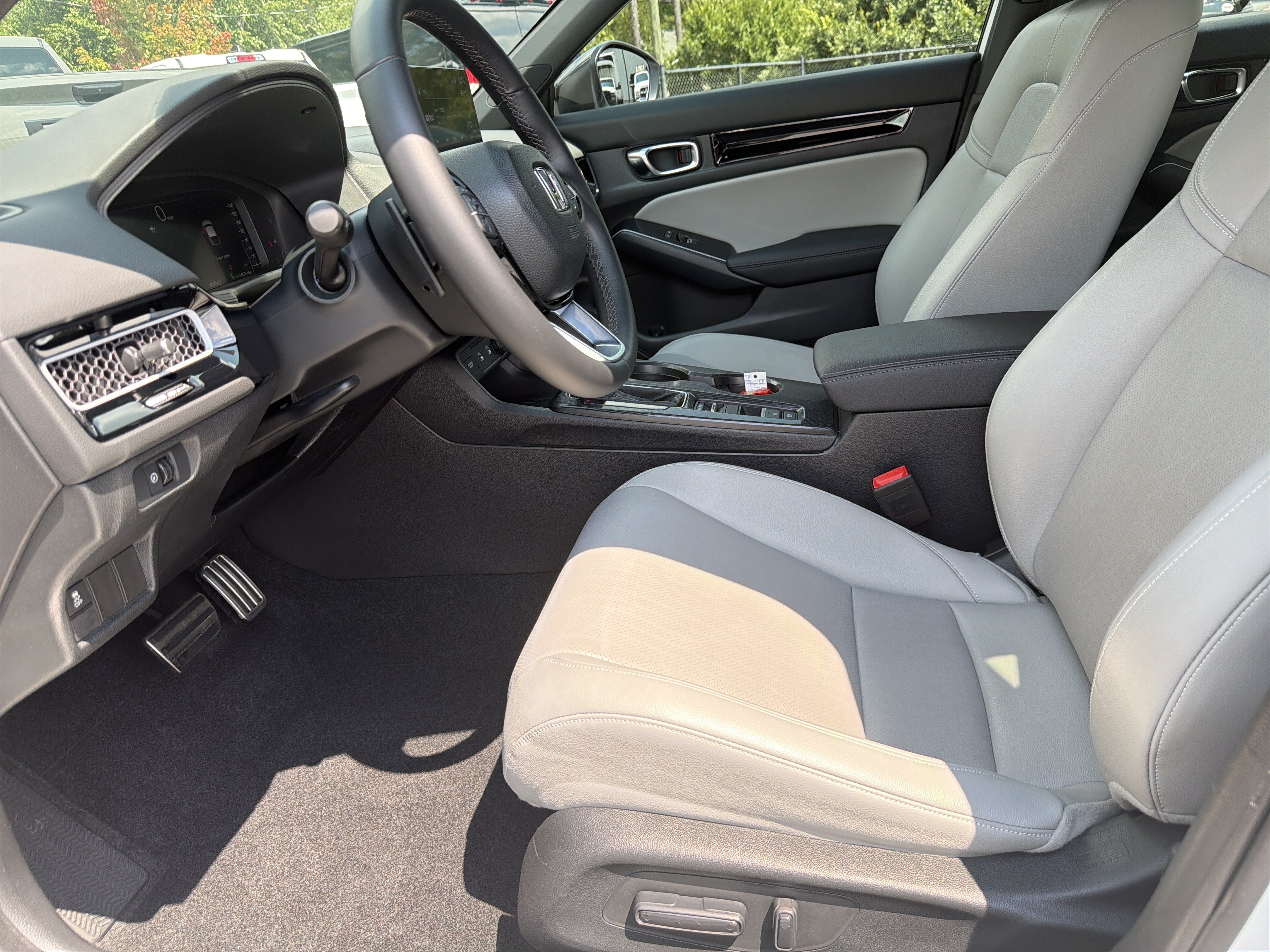 Used 2025 Honda Civic Sport Touring image 12
