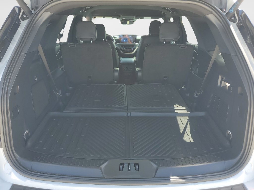 Used 2026 Ford Explorer ST-Line w/ ST-Line Street Pack RWD image 9