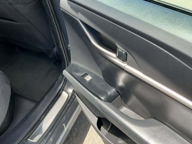 Used 2025 Toyota Camry LE w/ Convenience Package FWD image 16