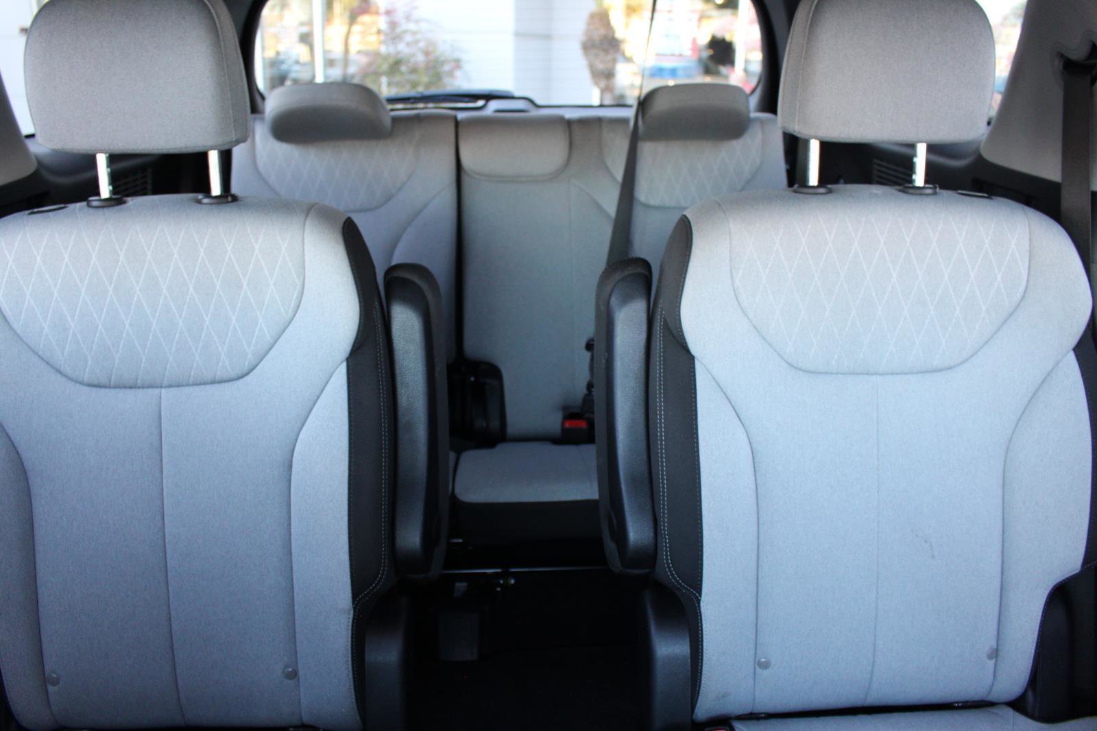 Used 2021 Hyundai Palisade SEL w/ Convenience Package image 30