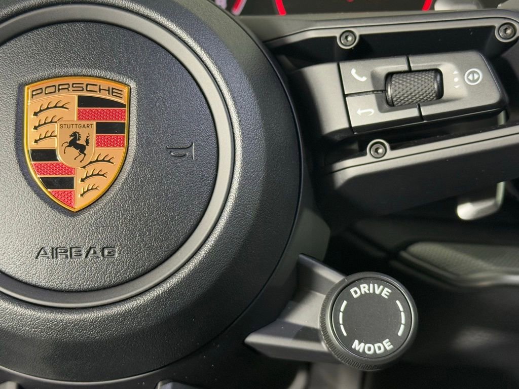 New 2026 Porsche Cayenne image 38