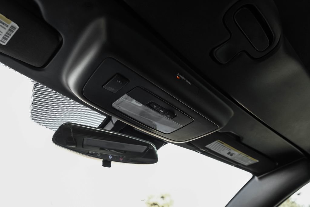 Used 2014 Chevrolet Camaro SS image 31