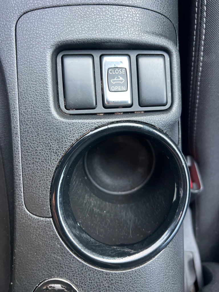 Used 2012 Nissan 370Z Roadster image 29