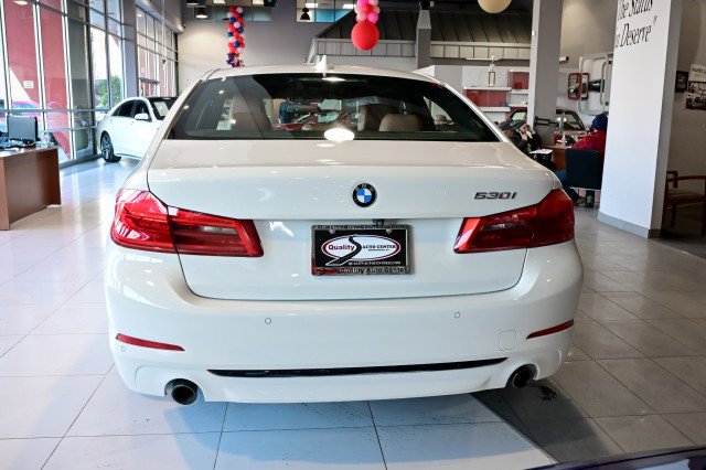 Used 2020 BMW 530i w/ Convenience Package image 6