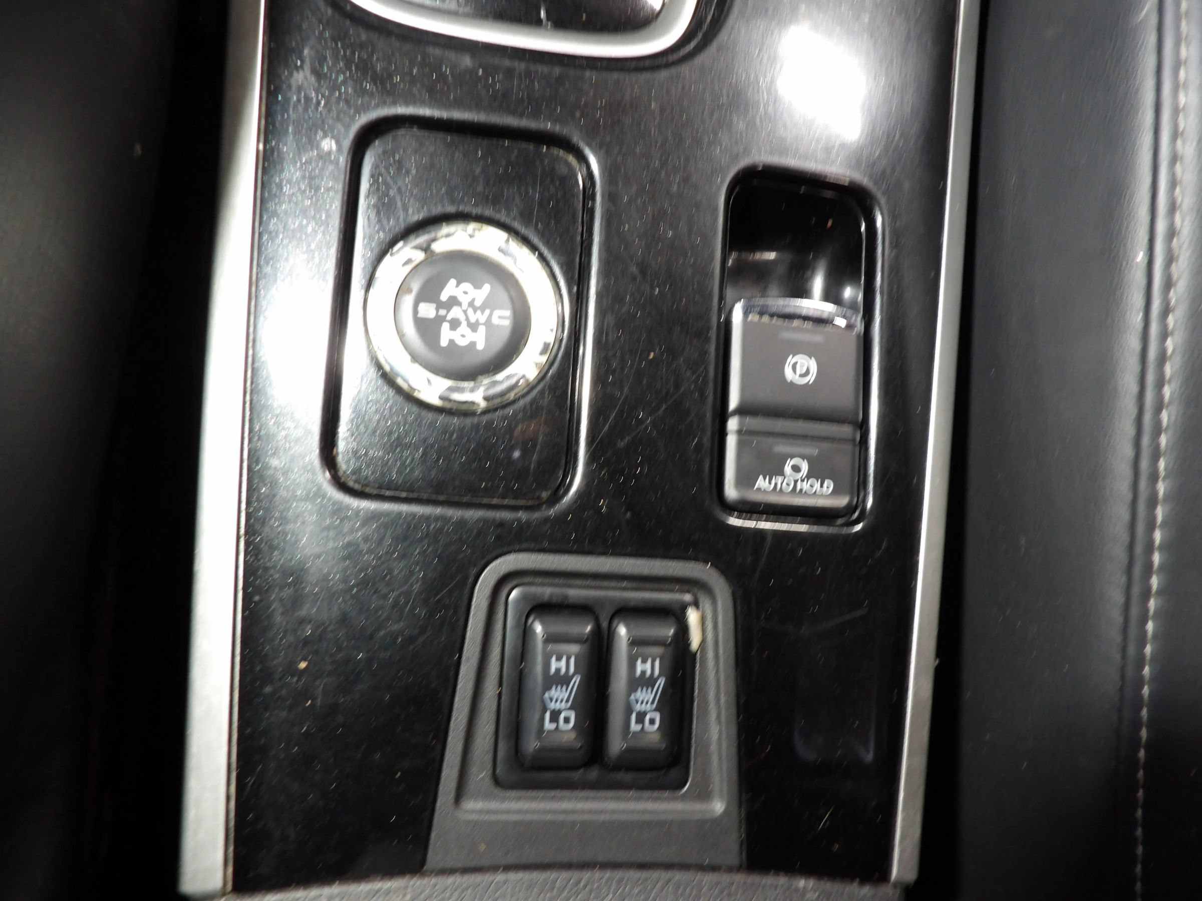 Used 2019 Mitsubishi Outlander SEL AWD/4WD image 14