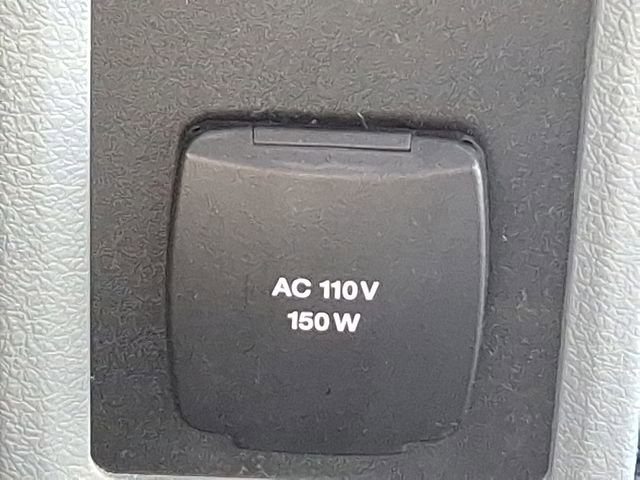 Used 2023 Ford F650 2WD Regular Cab Super Duty image 25