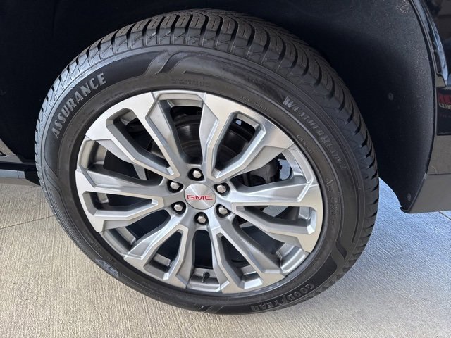 Used 2021 GMC Yukon Denali w/ Denali Ultimate Package image 45