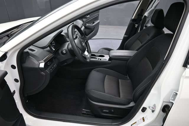 Used 2024 Nissan Altima 2.5 SV AWD/4WD image 26