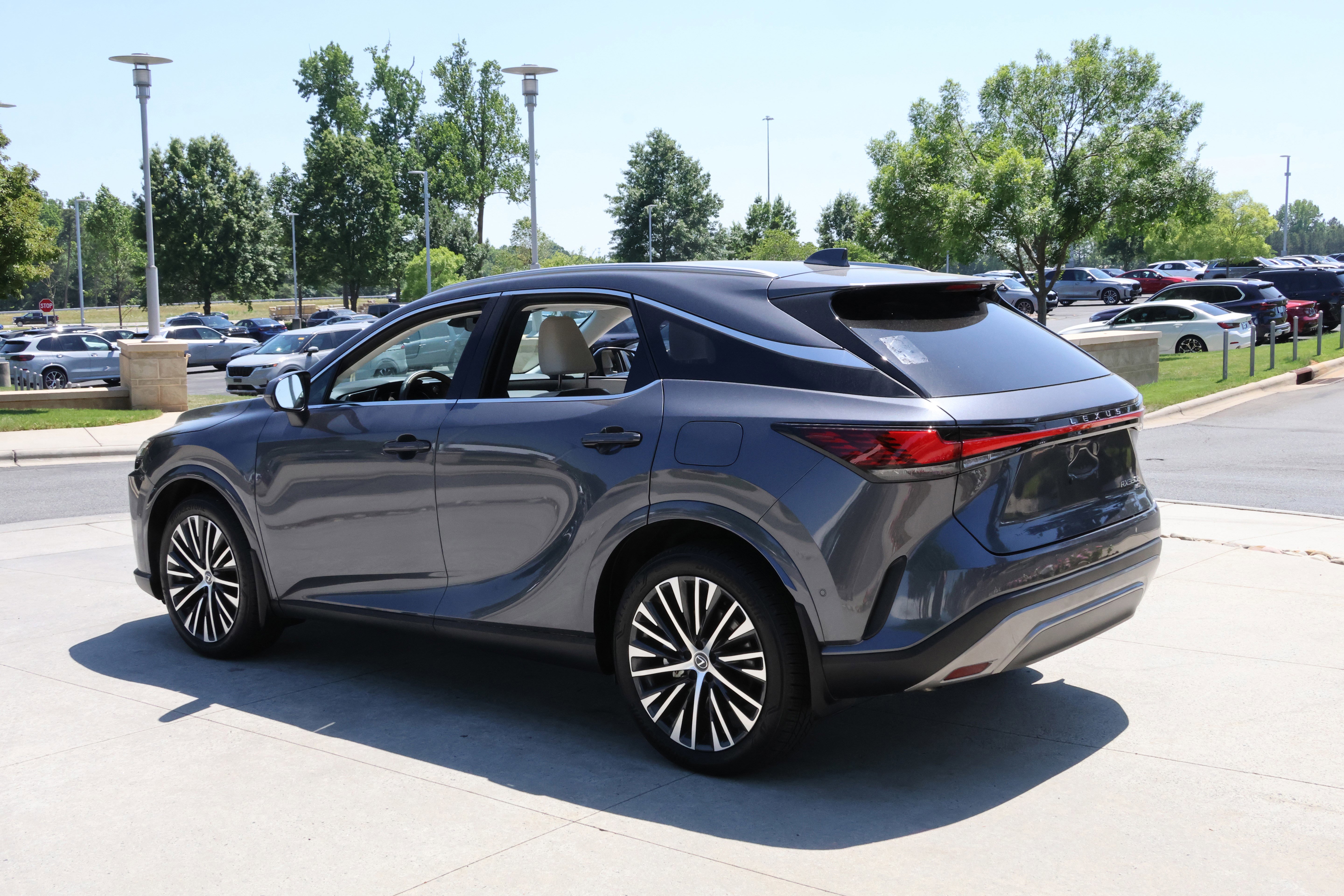 Used 2024 Lexus RX 350 w/ Convenience Package AWD/4WD image 7