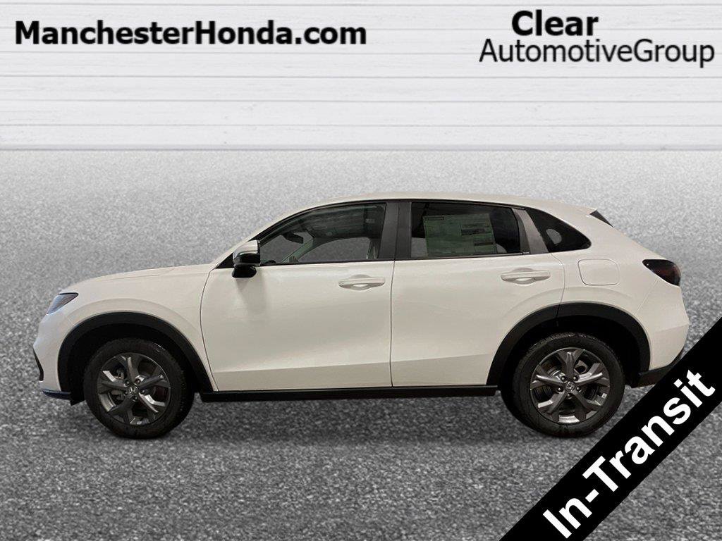 New 2027 Honda HR-V LX image 2