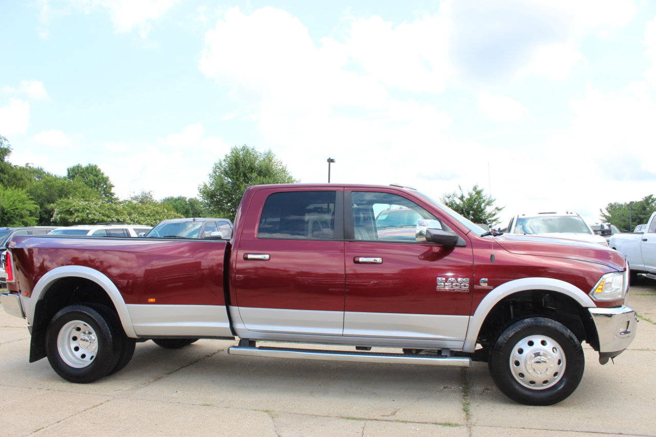 Used 2016 RAM 3500 Laramie image 11