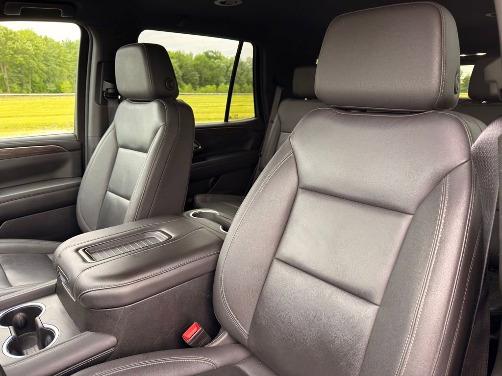 Used 2024 Chevrolet Tahoe LT AWD/4WD image 24
