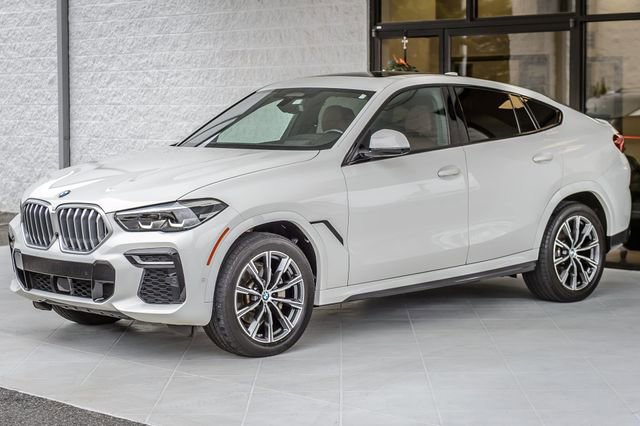 Used 2022 BMW X6 xDrive40i w/ M Sport Package AWD/4WD image 6