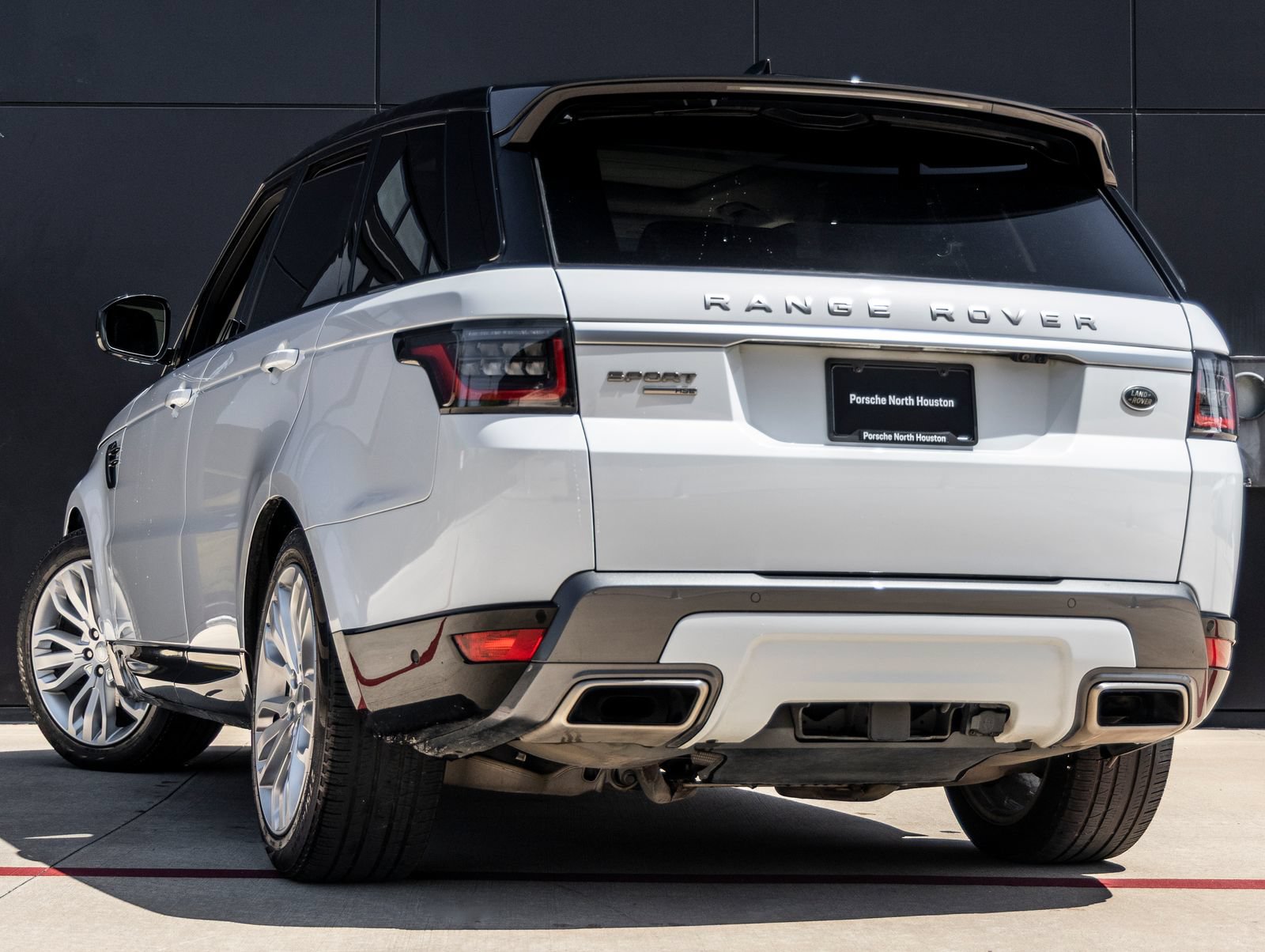 Used 2019 Land Rover Range Rover Sport HSE AWD/4WD image 6