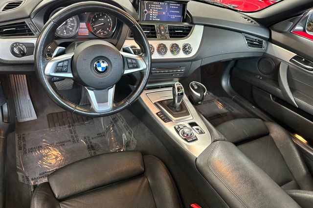 Used 2014 BMW Z4 sDrive35i RWD image 16